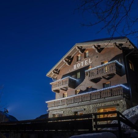 Hotel Rascard Valtournenche Exteriér fotografie