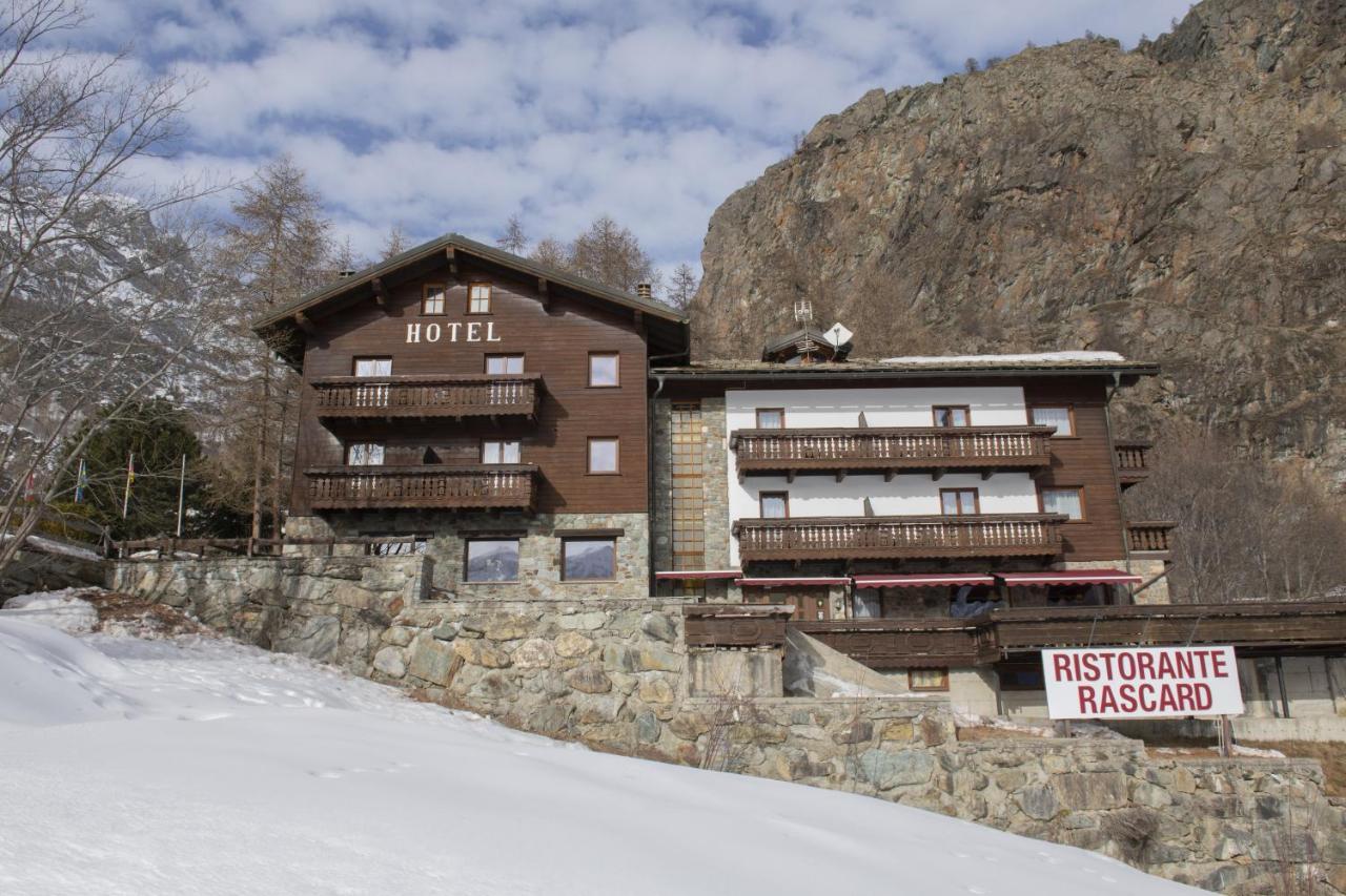Hotel Rascard Valtournenche Exteriér fotografie